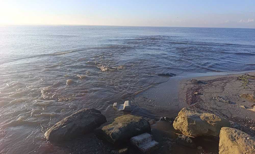 Şerefli Deresi Tehlike Saçıyor