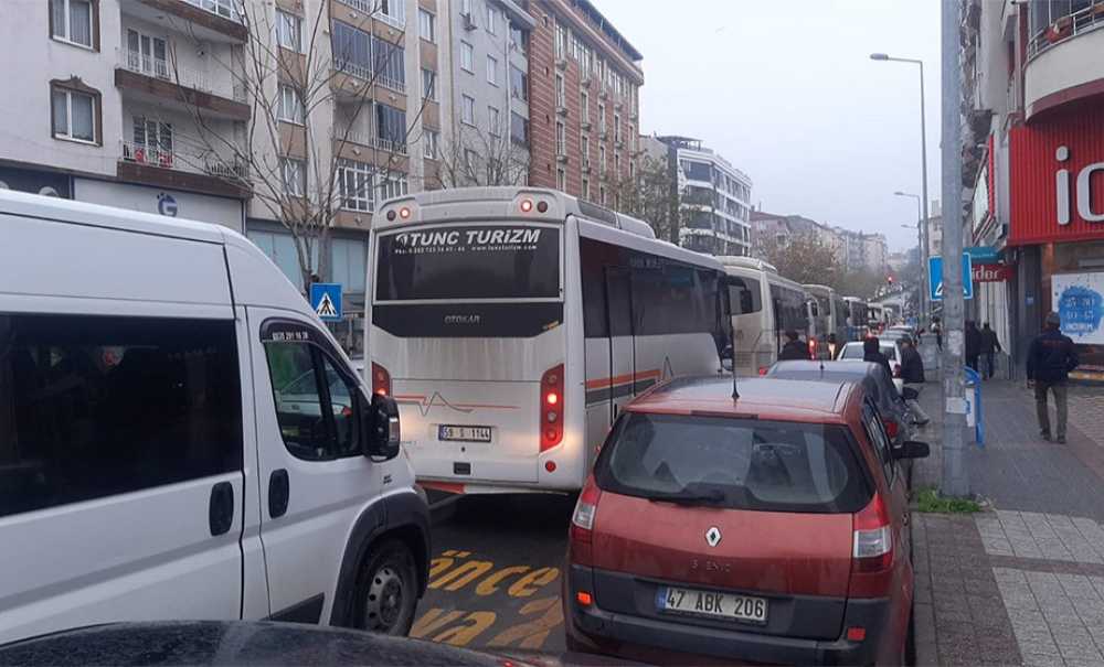 Servis Güzergahları Çözüm Bekliyor!