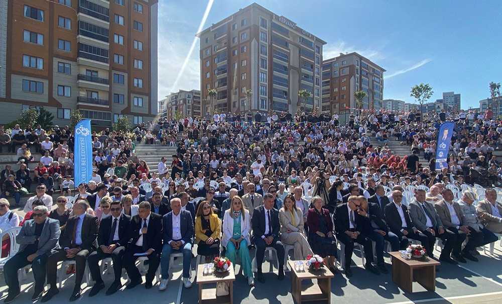 Şeyh Si̇nan Mahallesi̇ne Ferdi̇ Zeyrek Parki Açildi