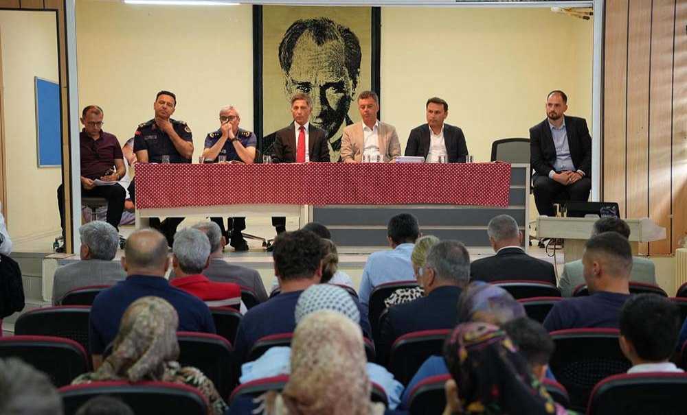 Silahtarağa Mahallesinde Toplantı Yapıldı