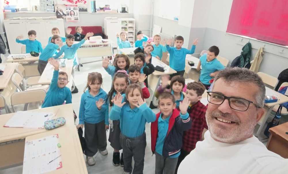 Sınıf Duvarlarını Aşan Öğretmen: Metin Serrin