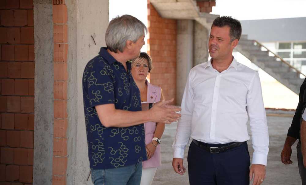 Sosyal Tesis İnşaatını İnceledi