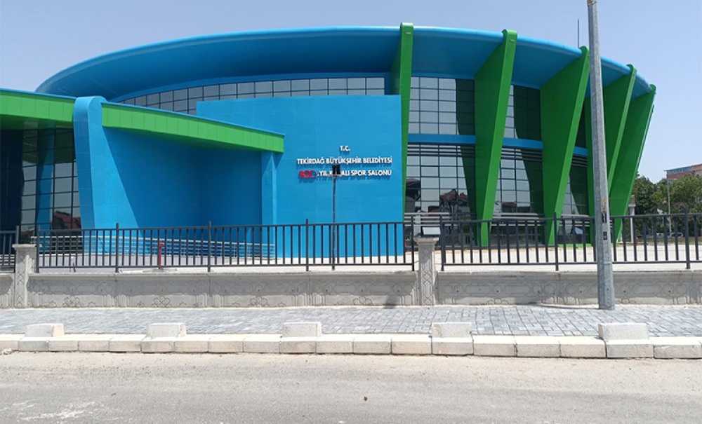 Spor Salonu Seyirciyle Buluşabilecek Mi?