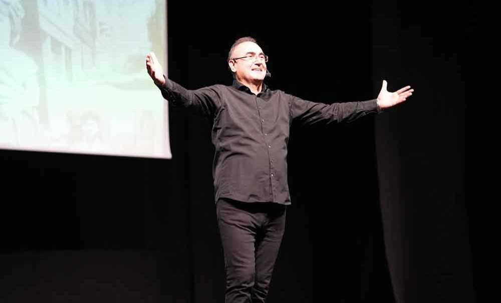 Sunay Akın “Memleket Kumaşı” Ile Çorlu'yu Büyüledi