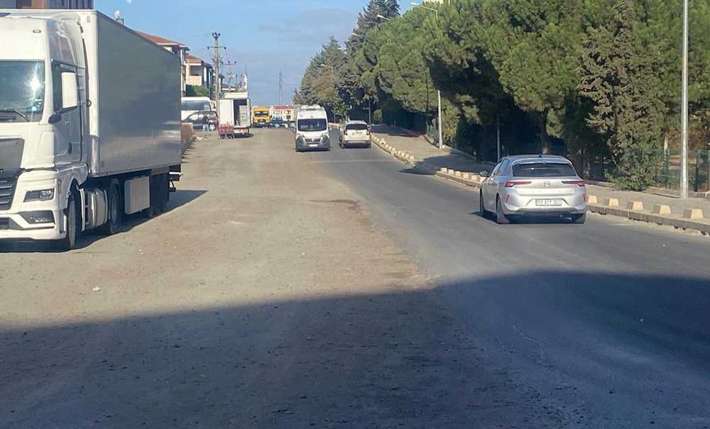 Sürücüler Yolun Tamamının Asfaltlanmasını İstiyor