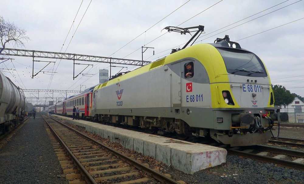 Tcdd'den İlaçlama Uyarısı: Demiryolu Hatlarında 15 Gün Dikkat!