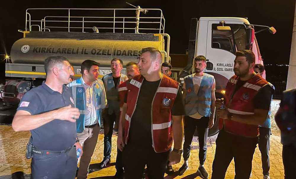 Tekirdağ Ülkü Ocakları'ndan Yangın Bölgesine Anlamlı Destek