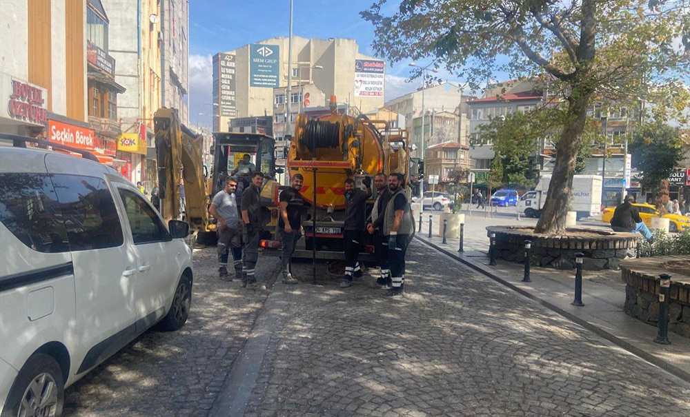 Teski̇ Kanalizasyon Hatlarını Temizledi