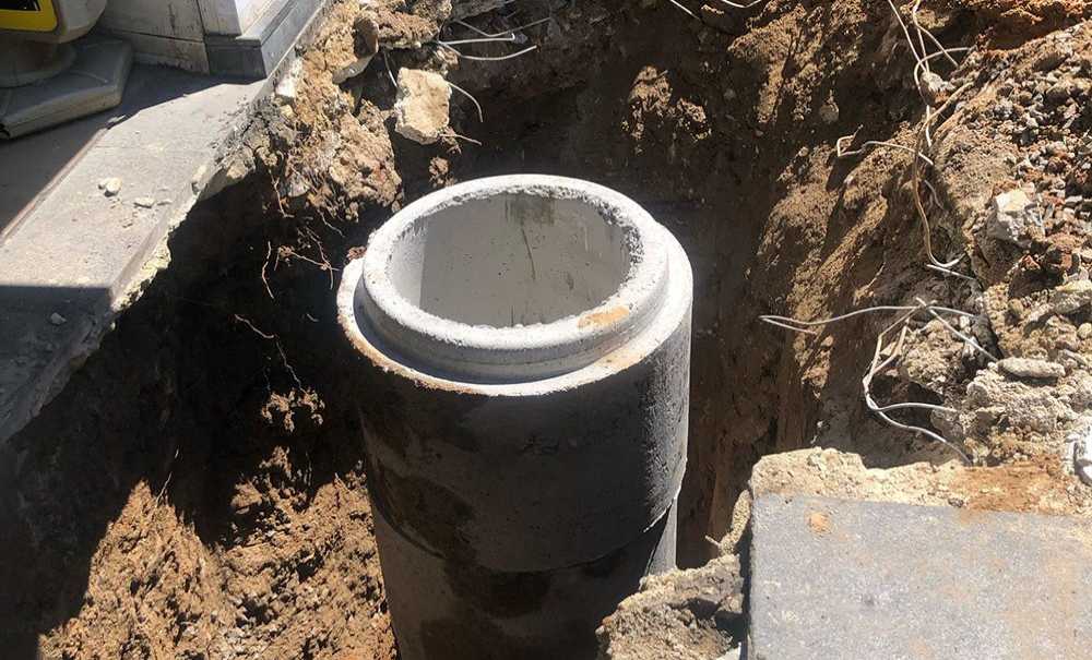 Teski̇ Su Sızıntısına Karşı Drenaj Bacası Yaptı