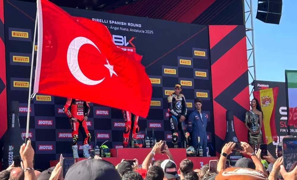 Toprak Razgatlıoğlu Tari̇h Yazdı