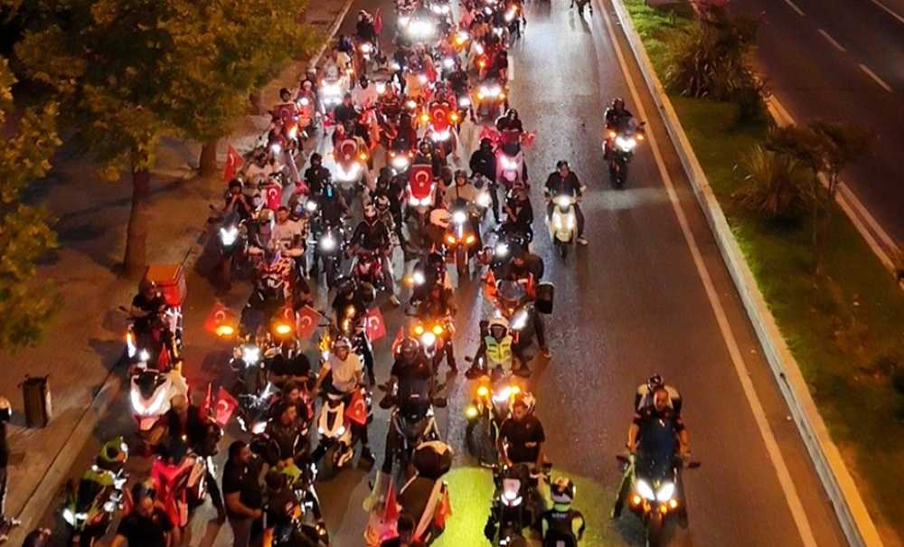 Trakmot Motosiklet Kulübü'nden 30 Ağustos'a Renkli Katılım