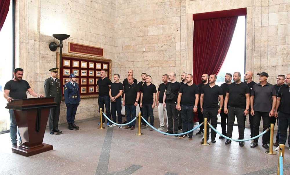 Trakmot'tan Anıtkabir'e Anlamlı Ziyaret