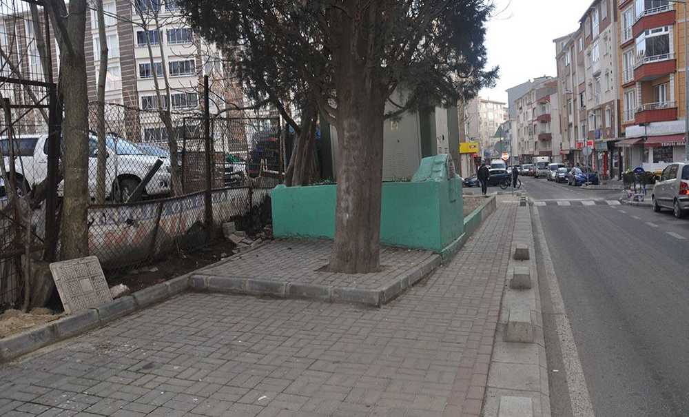 Türbede Yatan Kişi Tedavi Altına Alındı