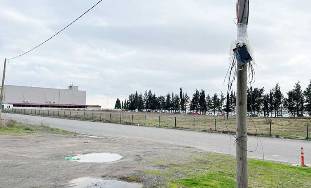 Türk Telekom Direğindeki Düzensizlik Tepki Çekiyor