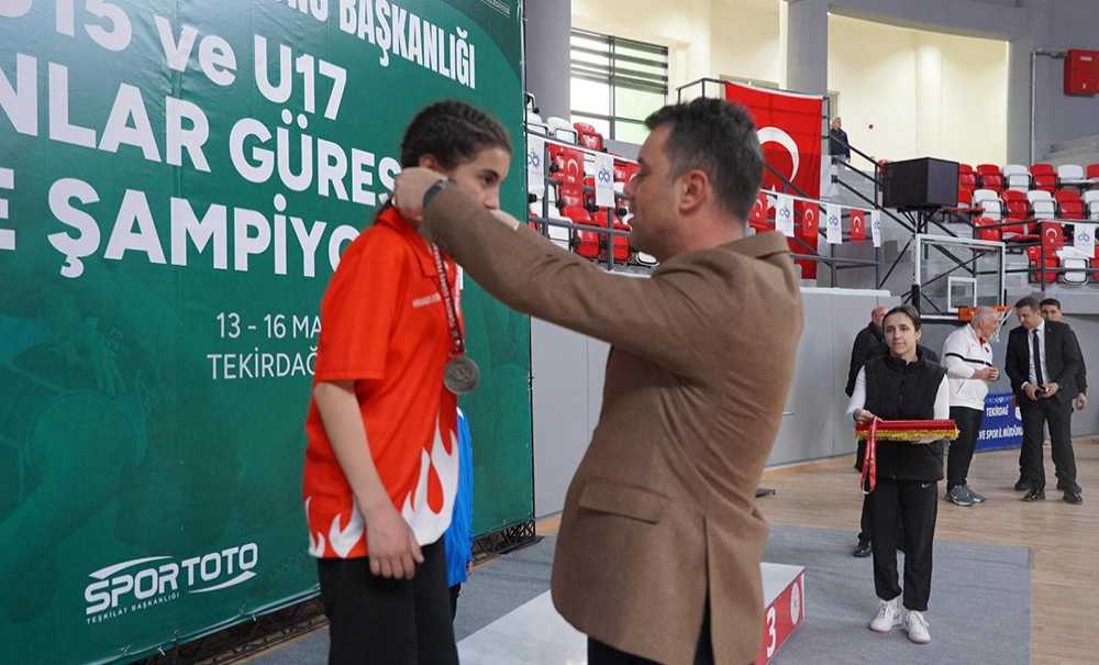 Türkiye Güreş Şampiyonası Çorlu'da Başladı