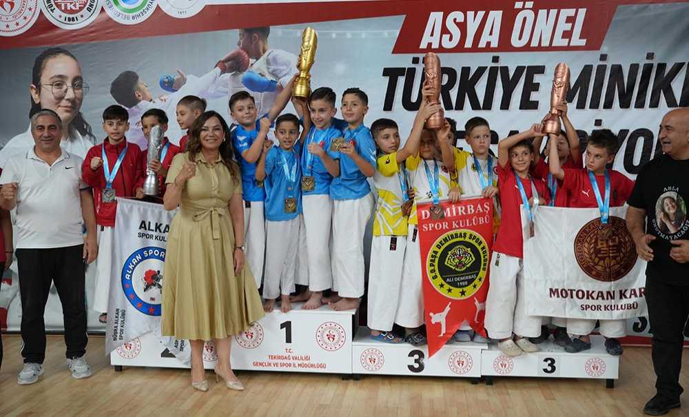 Türkiye Karate Şampiyonası Çorlu'da Düzenlendi