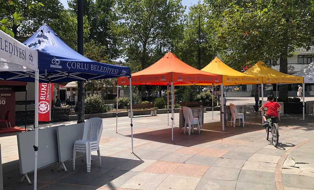 Üniversite Tanıtım Günleri İçin Stantlar Açıldı