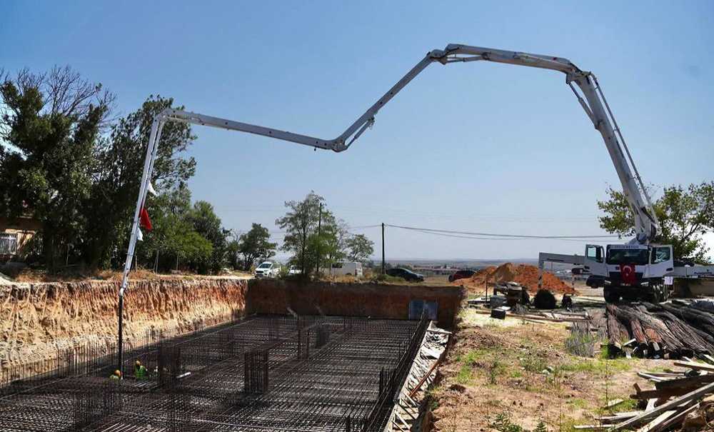 Vali Soytürk Temel Atma Törenine Katıldı