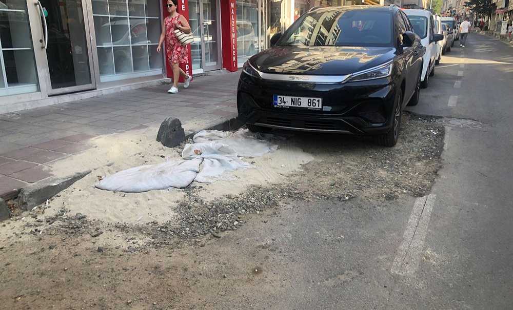 Yapılan Kazılar, Yolları Bozuyor