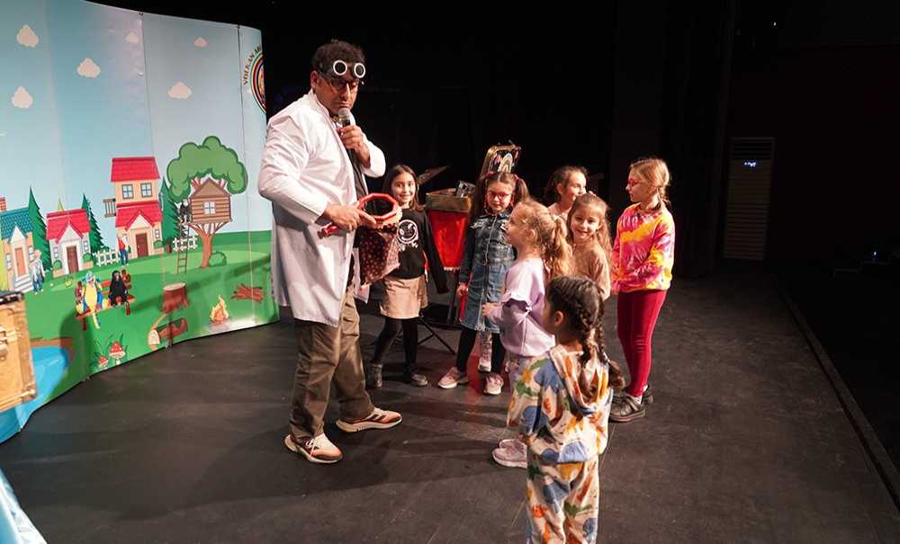 Yarıyıl Şenliği'nde Eğlence Ve Kahkaha Eksik Olmadı