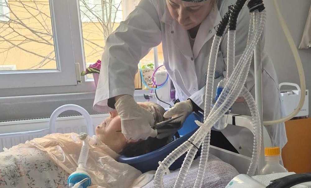 Yatağa Bağımlı Hastalara Anlamlı Hizmet