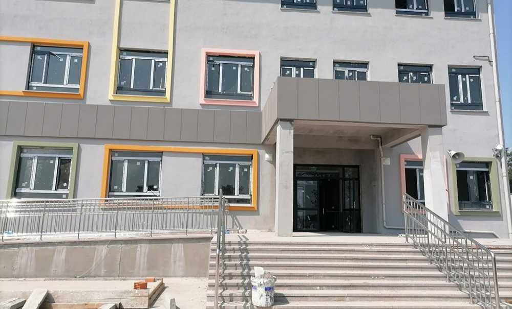 Yenice Mahallesi'ndeki Okul İnşaatı Bitmek Üzere