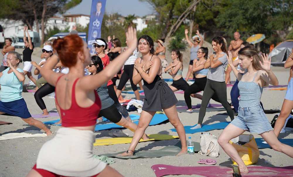 Yenice Sahili'nde Yoga Etkinliği