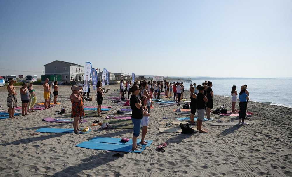 Yenice Sahili'nde Yoga Etkinliği