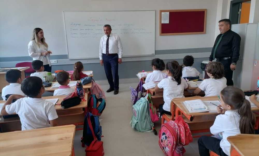 Yıkılan Okul, Yeniden Eğitime Başladı