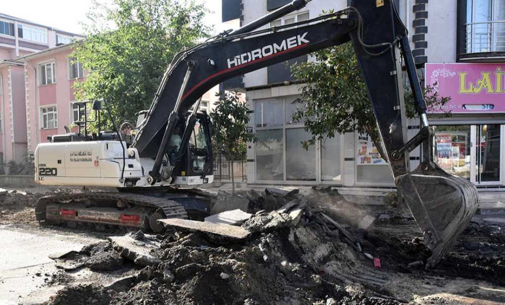 Yol Çalışmaları Aralıksız Sürüyor