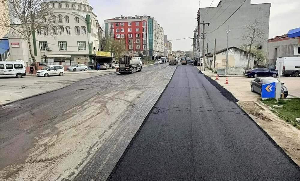 Yol Çalişmalarina Hiz Verdi̇k