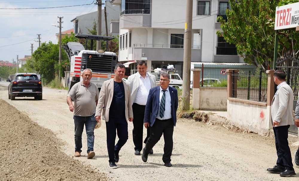 Yol Çalişmalarina Hiz Verdi̇k