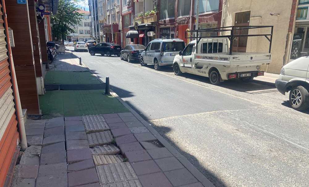 Yol Yapıldı Kaldırım İse Yapılmayı Bekliyor