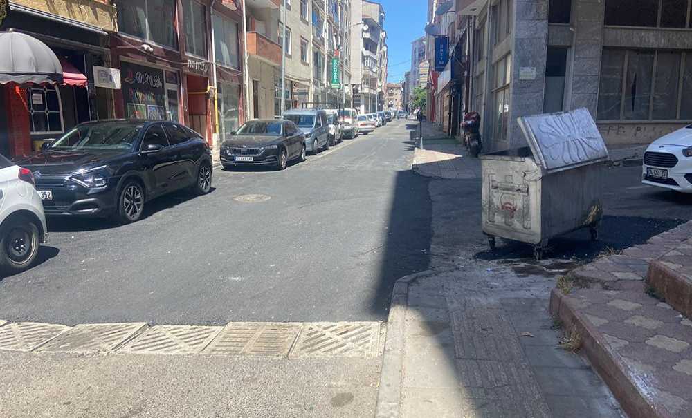 Yol Yapıldı Kaldırım İse Yapılmayı Bekliyor